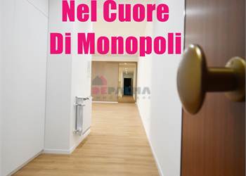 Monopoli – Appartamento 125 mq ristrutturato 2025 con veranda